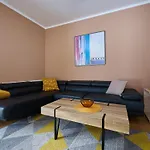 Sunny Mountain Escape & Pets By Interhome Domek alpejski *