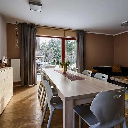 Sunny Mountain Escape & Pets By Interhome Chalé