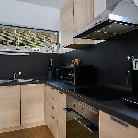 665 By Interhome