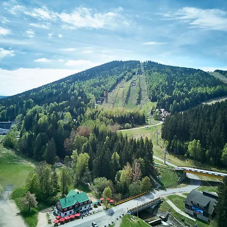Sunny Mountain Escape & Pets By Interhome